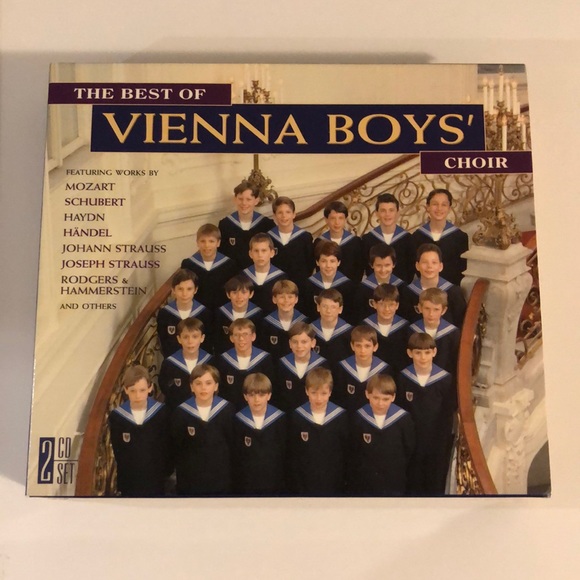 The Vienna boy's choir CD SET OF 2 - Picture 1 of 4